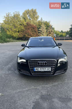 Седан Audi A8 2012 в Днепре