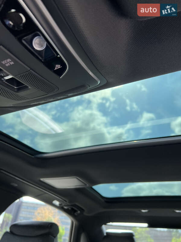 Седан Audi A8 2016 в Кривому Розі