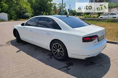 Седан Audi A8 2015 в Ивано-Франковске