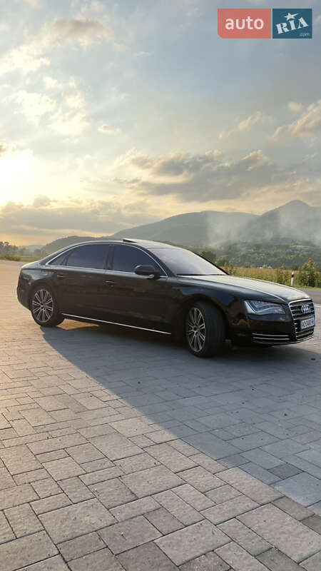 Седан Audi A8 2010 в Хусті