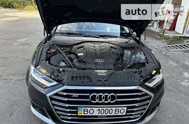 Седан Audi A8 2020 в Тернополе