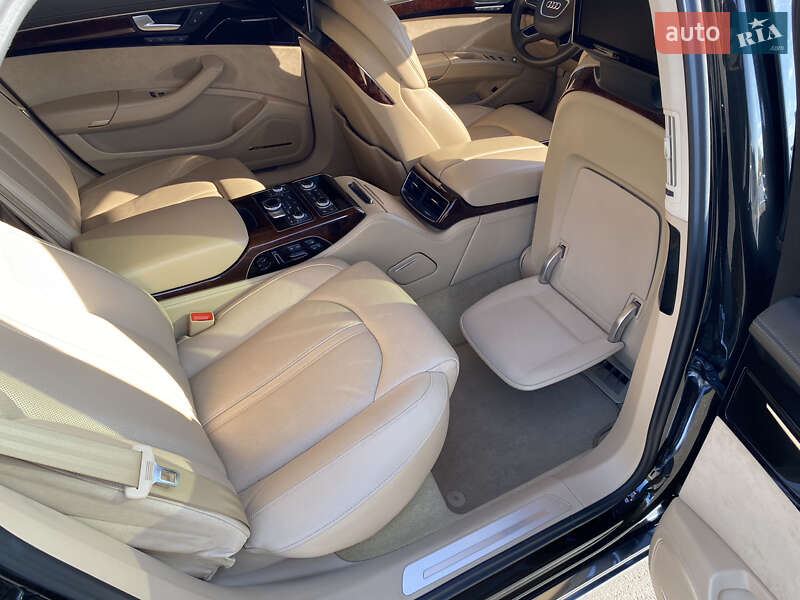 Седан Audi A8 2013 в Киеве фото 58 Седан Audi A8 2013 в Киеве