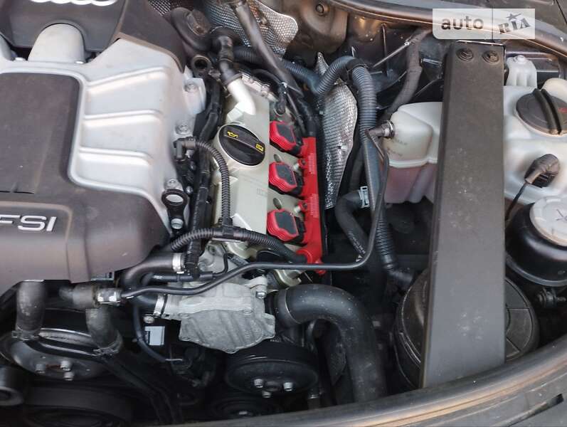 Седан Audi A8 2014 в Дніпрі