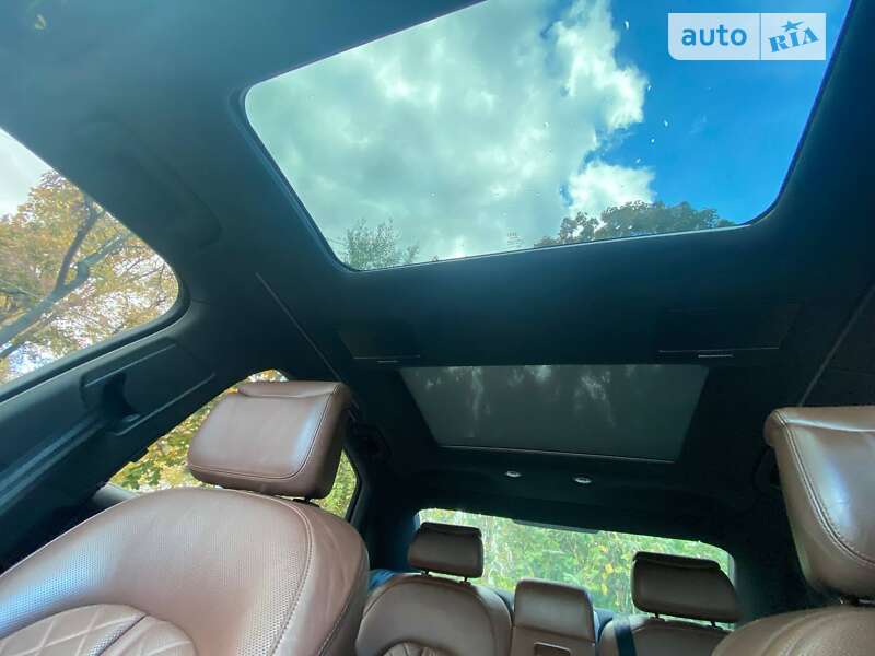 Седан Audi A8 2012 в Киеве