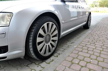 Седан Audi A8 2005 в 