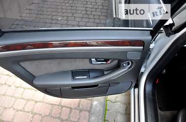 Седан Audi A8 2005 в 