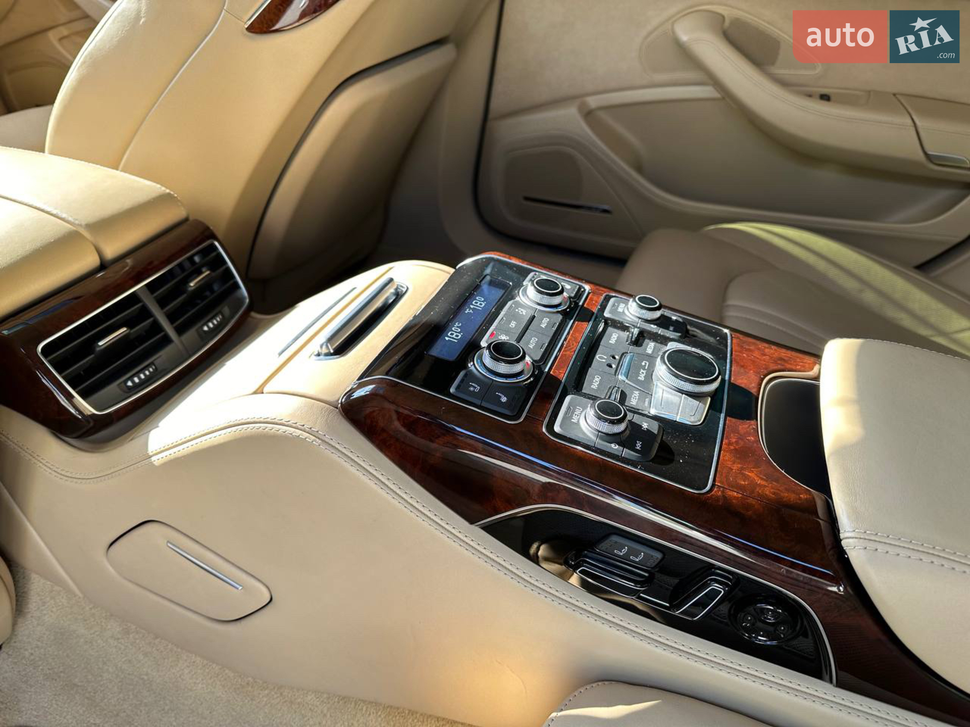 2013 Audi A8 - мініатюра 20