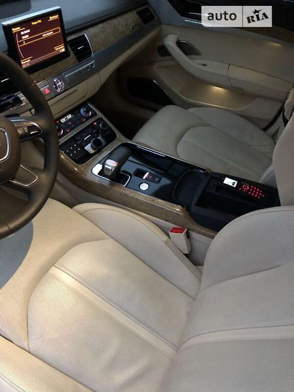 Седан Audi A8 2010 в Звягелі фото 12 Седан Audi A8 2010 в Звягелі