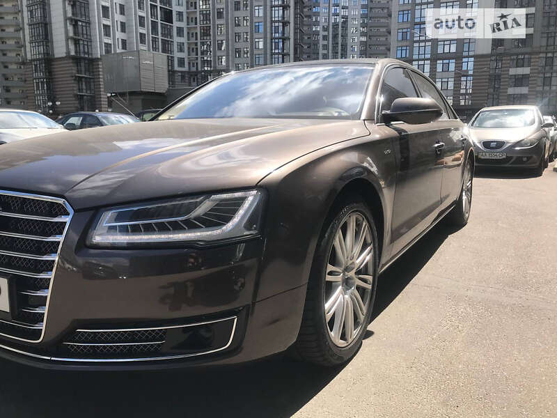 Седан Audi A8 2014 в Киеве