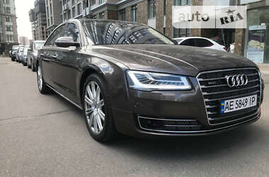 Седан Audi A8 2014 в Киеве