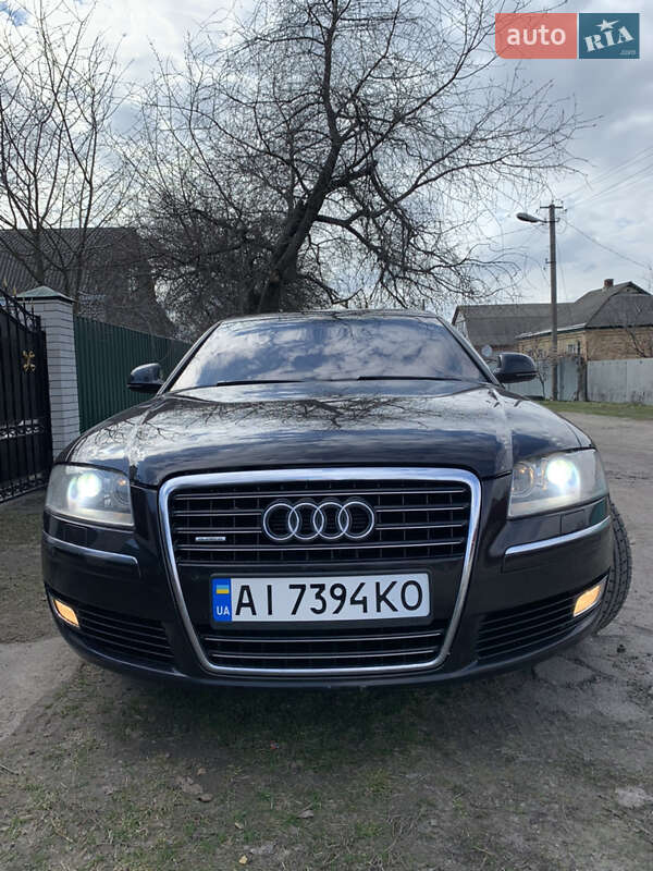 Седан Audi A8 2008 в Переяславе