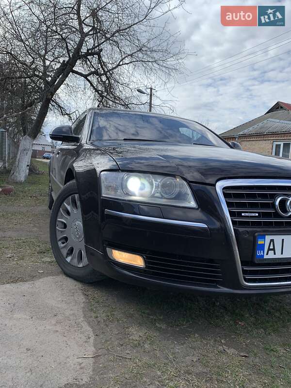 Седан Audi A8 2008 в Переяславе