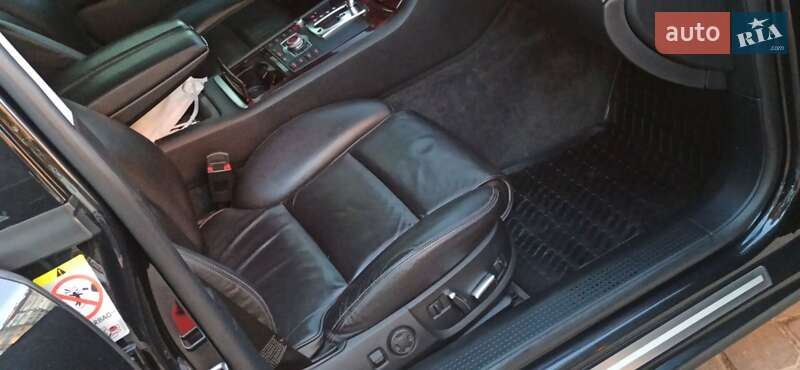 Седан Audi A8 2009 в Ивано-Франковске
