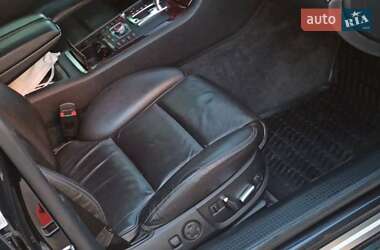 Седан Audi A8 2009 в 
