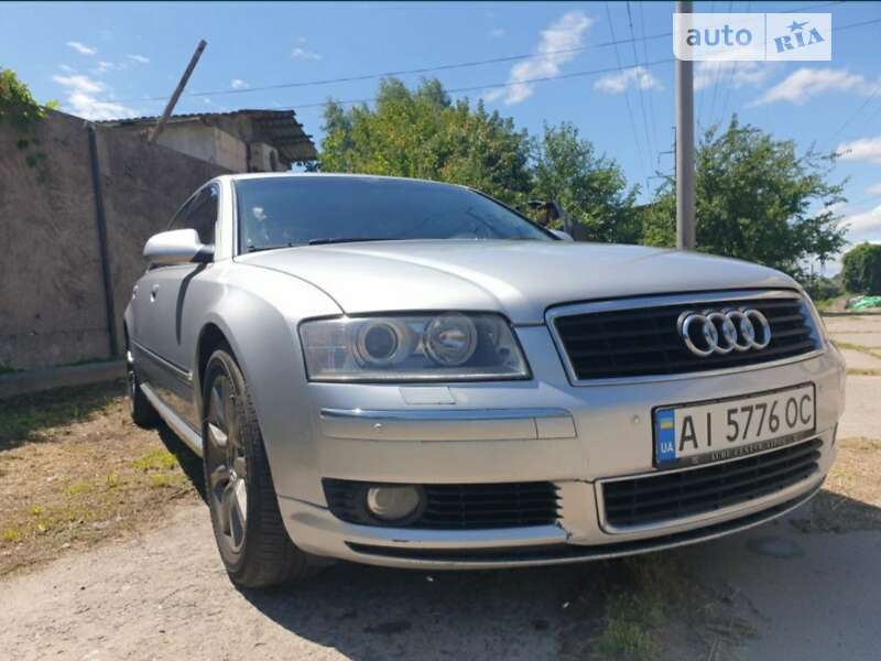 Седан Audi A8 2004 в Киеве