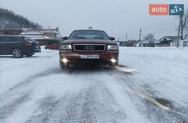 Седан Audi A8 2000 в 