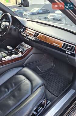 Седан Audi A8 2013 в 