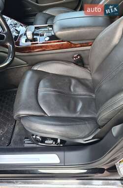 Седан Audi A8 2013 в 