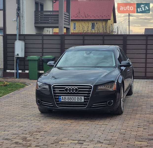 Седан Audi A8 2013 в Івано-Франківську