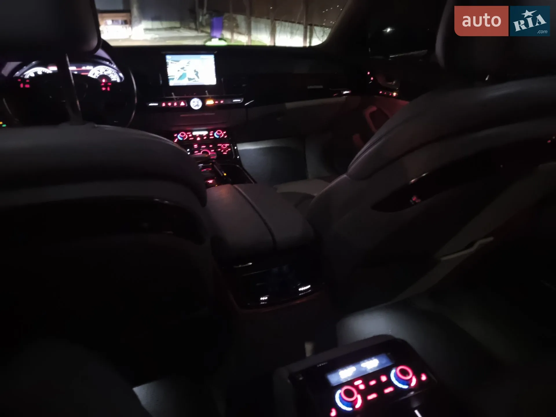 2013 Audi A8 - мініатюра 11