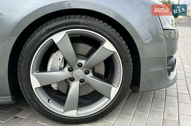Седан Audi A8 2016 в 