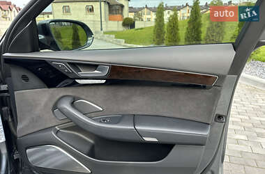Седан Audi A8 2016 в 