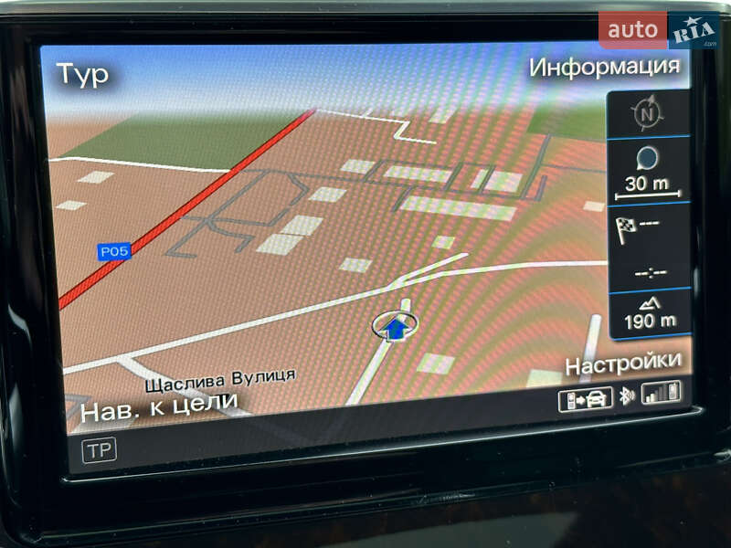 Седан Audi A8 2016 в Рівному
