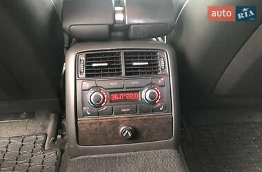 Седан Audi A8 2003 в 