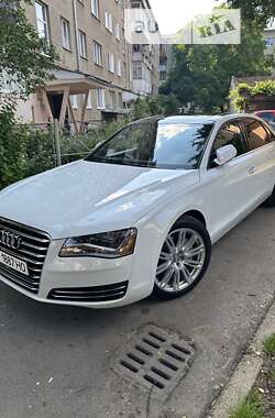 Седан Audi A8 2013 в Ивано-Франковске