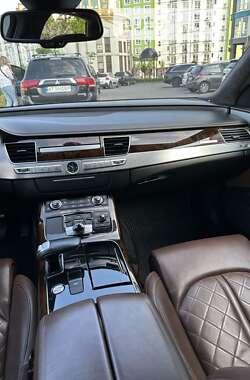 Седан Audi A8 2013 в Ивано-Франковске