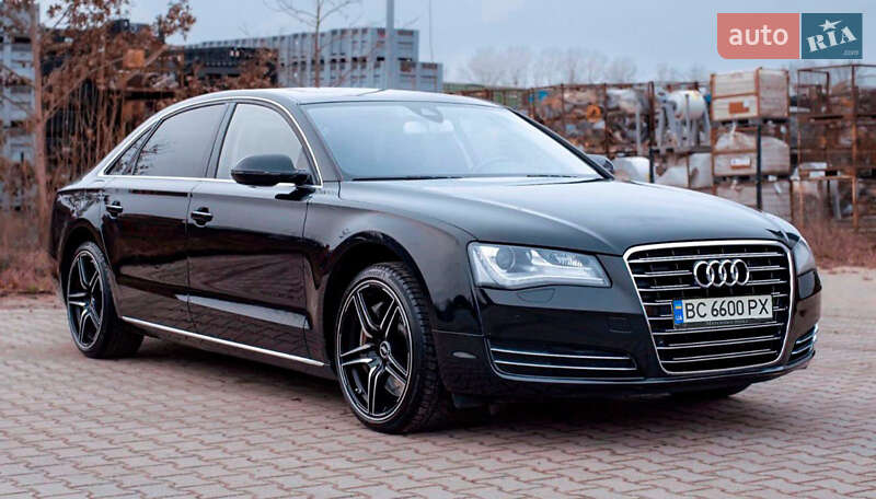 Седан Audi A8 2012 в Луцке