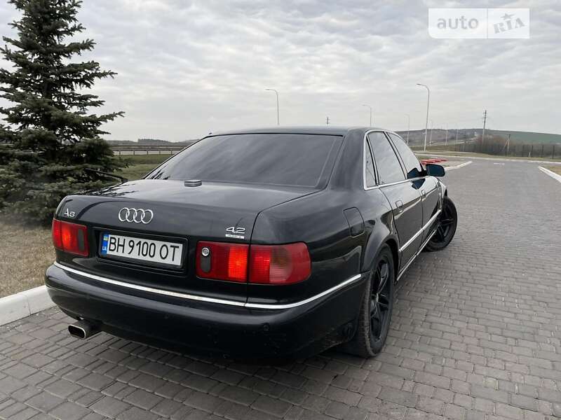 Седан Audi A8 1999 в Одессе