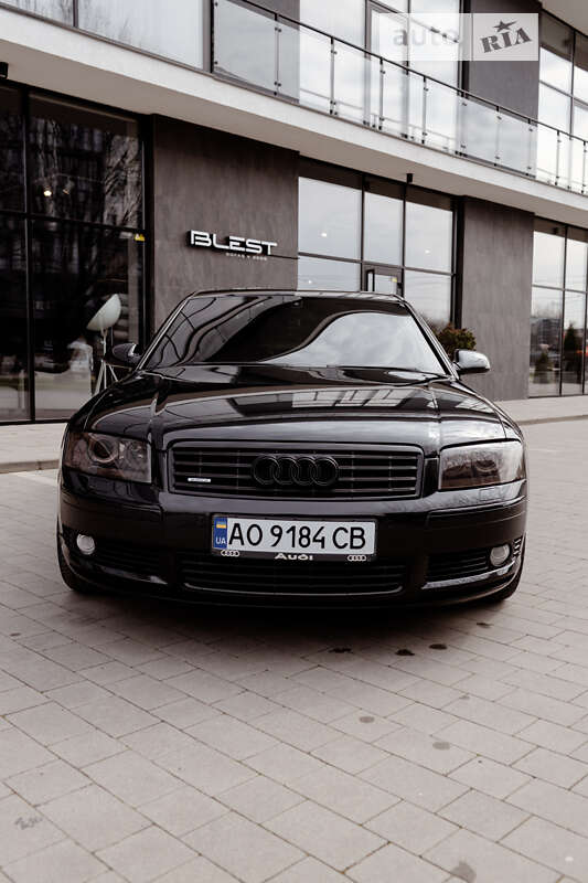 Audi A8 2003