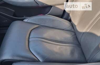 Седан Audi A8 2013 в 