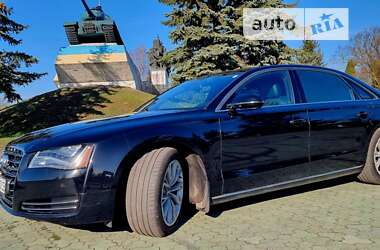 Седан Audi A8 2013 в 