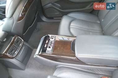 Седан Audi A8 2015 в 