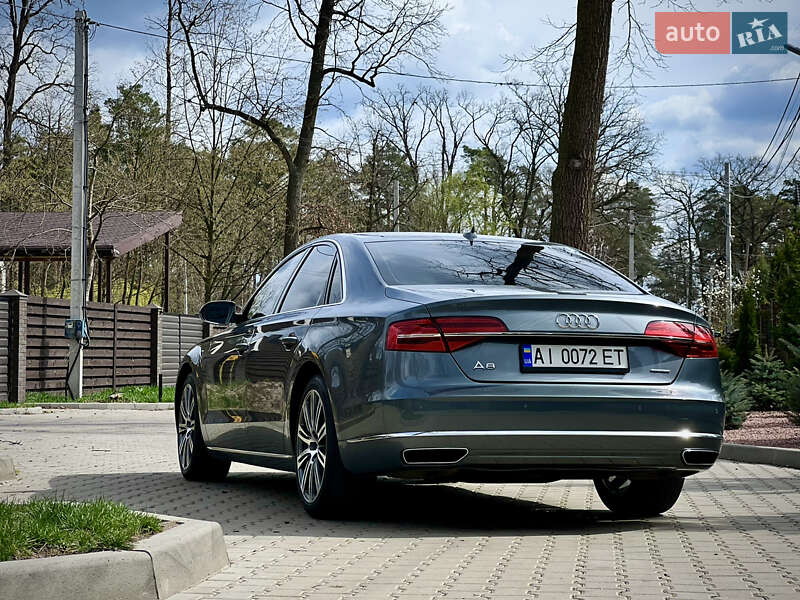 Седан Audi A8 2014 в Киеве