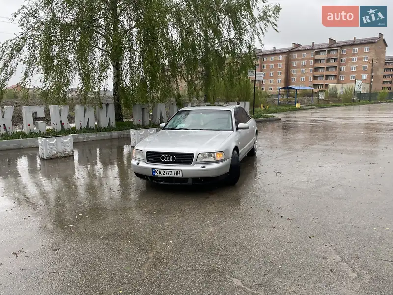 Audi A8