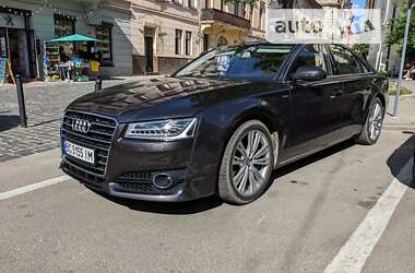 Седан Audi A8 2015 в Львове