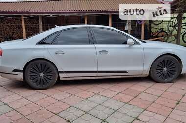 Седан Audi A8 2015 в Чернигове