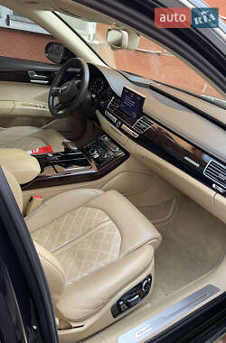 Седан Audi A8 2014 в Виноградове