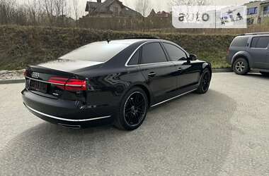 Седан Audi A8 2017 в Львові