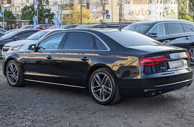 Седан Audi A8 2017 в Киеве