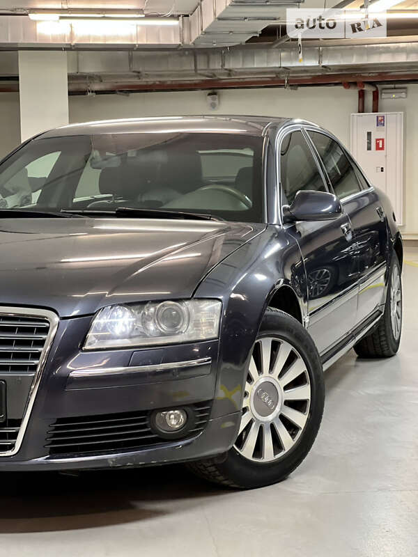 Седан Audi A8 2006 в Києві
