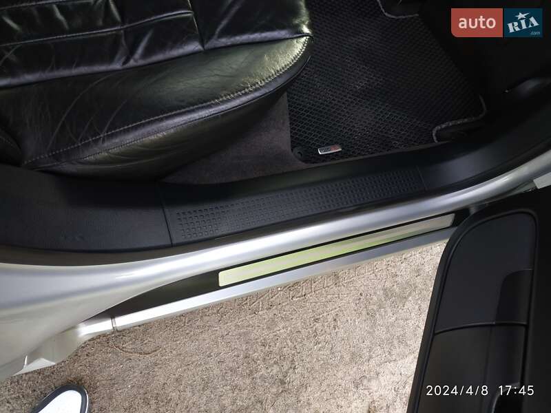 Седан Audi A8 2004 в Києві