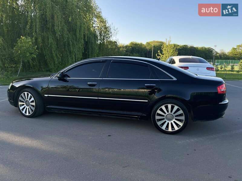 Седан Audi A8 2007 в Ивано-Франковске
