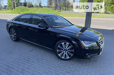 Седан Audi A8 2012 в Киеве