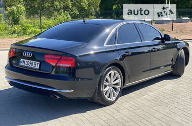 Седан Audi A8 2011 в Житомирі