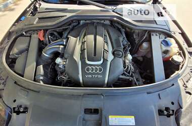 Седан Audi A8 2013 в Полтаве