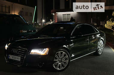 Седан Audi A8 2013 в Калуше